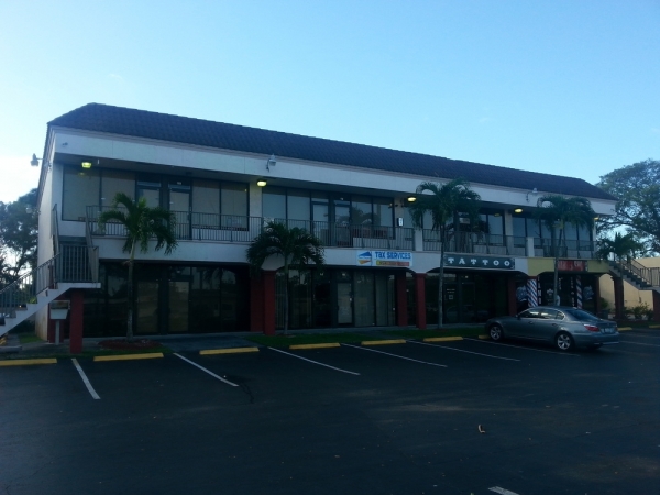 Listing Image #1 - Office for lease at 600 NW 44 St, Oakland Park FL 33309