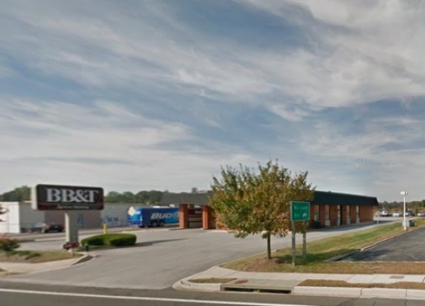 Listing Image #1 - Retail for lease at 3062 Solomons Island Rd, Edgewater MD 21037