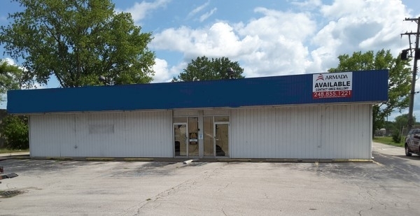 Listing Image #1 - Retail for lease at 2816 - 2818 Bay Road, Saginaw MI 48604