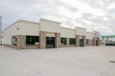 Listing Image #1 - Retail for lease at 1629 Grant Street, Bettendorf IA 52722