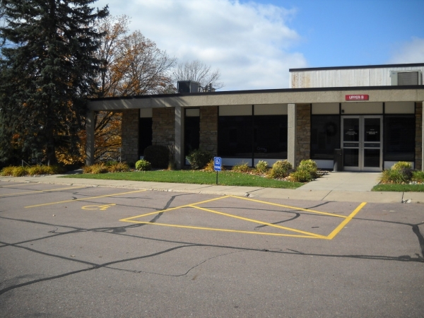 Listing Image #1 - Office for lease at 2912 Hamilton Blvd, Suite 102, Sioux City IA 51104