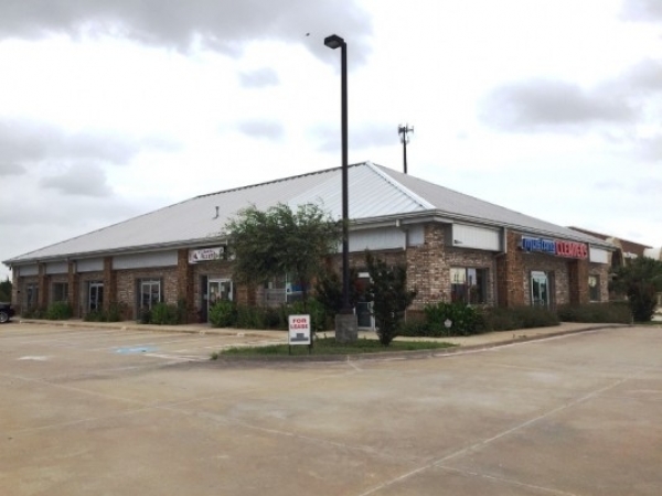 Listing Image #1 - Office for lease at 126 E Highway 80, Forney TX 75126