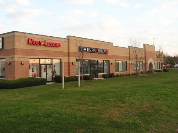 Listing Image #1 - Retail for lease at 962 South Randall Road, St. Charles IL 60174