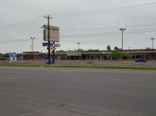 Listing Image #1 - Retail for lease at 4100 S Staples St, Corpus Christi TX 78411