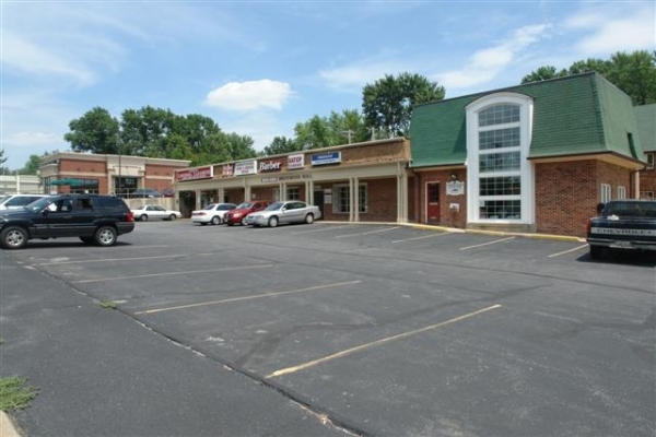 Listing Image #2 - Retail for lease at 2310--2326 S. Brentwood Blvd, St. Louis MO 63144 Listing Image #2 - Retail for lease at 2310--2326 S. Brentwood Blvd, St. Louis MO 63144