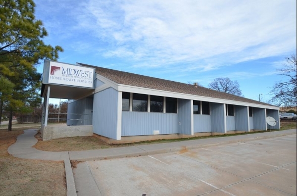 Listing Image #1 - Office for lease at 2904 Parklawn Drive, Midwest OK 73110