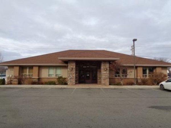 Listing Image #1 - Office for lease at 2401 Hartnell Avenue, Redding CA 96002 Listing Image #1 - Office for lease at 2401 Hartnell Avenue, Redding CA 96002