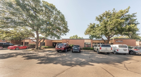 Listing Image #1 - Office for lease at 2807 74th, Lubbock TX 79423