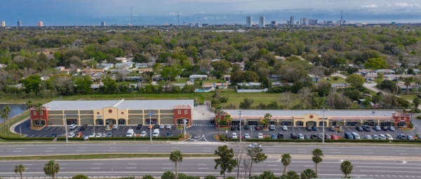 Listing Image #1 - Retail for lease at 1025 N. Nova Road Unit 110, Holly Hill FL 32117