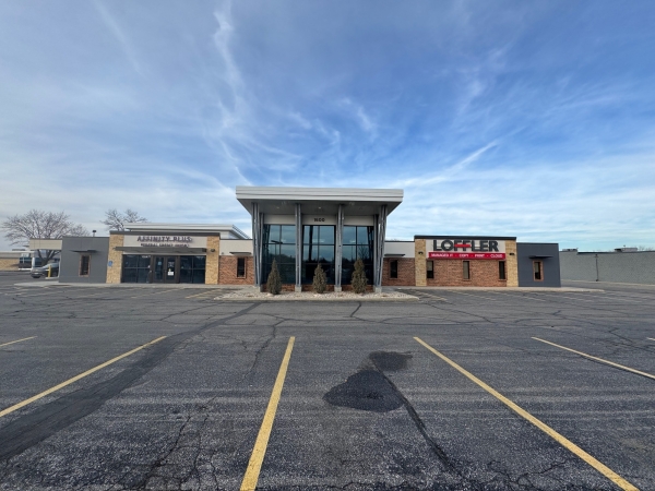 Listing Image #1 - Office for lease at 1600 Madison Avenue, Mankato MN 56001