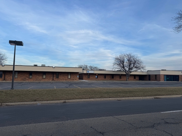 Listing Image #3 - Office for lease at 1600 Madison Avenue, Mankato MN 56001