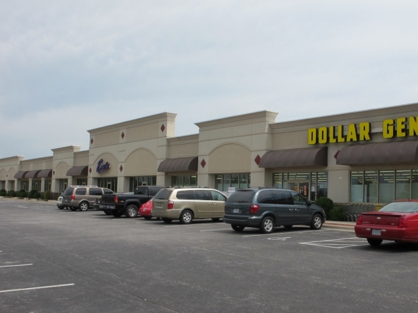 Listing Image #1 - Retail for lease at 4032 W Lark, Springfield MO 65810