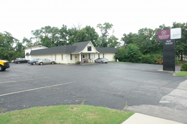 Listing Image #1 - Office for lease at 9147 Watson Road, Crestwood MO 63126