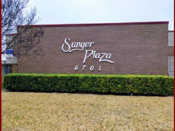 Listing Image #1 - Office for lease at 6701 Sanger Avenue, Suite 102, Waco TX 76710