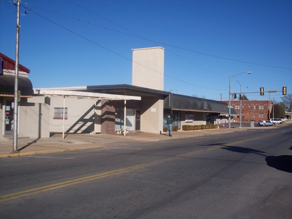 Listing Image #1 - Retail for lease at 11 N 10th Street, Duncan OK 73533