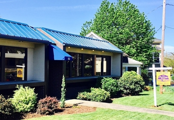 Listing Image #1 - Office for lease at 613 E. McGloughlin Blvd, Vancouver WA 98660