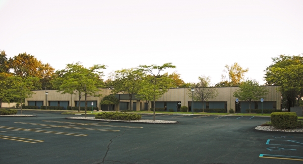 Listing Image #1 - Office for lease at 13955-14155 Farmington Road, Livonia MI 48154