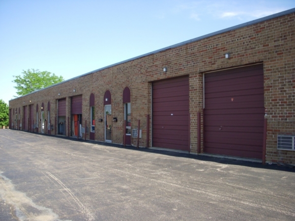 Listing Image #1 - Industrial for lease at 820 N. Ridge Ave., Unit A, Lombard IL 60148