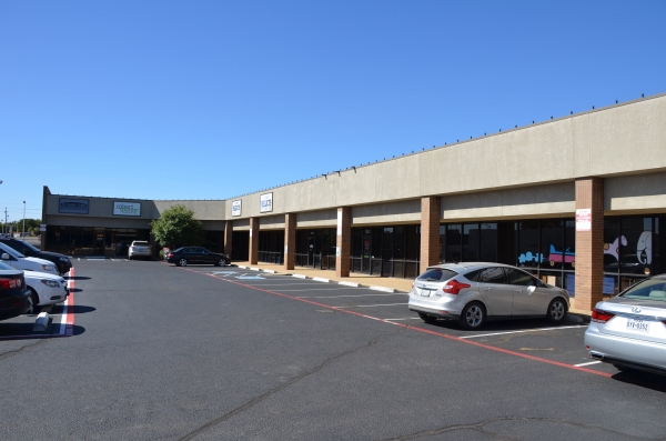 Listing Image #1 - Retail for lease at 5020 50th St., Lubbock TX 79414