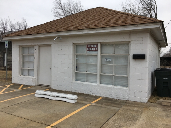 Listing Image #1 - Multi-Use for lease at 2910 Vickie Dr., Del City OK 73115