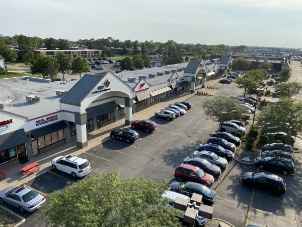 Listing Image #1 - Retail for lease at 1300 S. Main St, Lombard IL 60148 Listing Image #1 - Retail for lease at 1300 S. Main St, Lombard IL 60148