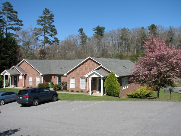Listing Image #1 - Health Care for lease at 304 New Leicester Hwy, Asheville NC 28806