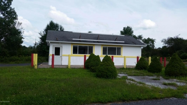 Listing Image #1 - Retail for lease at 109 Marshall Lane, Brodheadsville PA 18322 Listing Image #1 - Retail for lease at 109 Marshall Lane, Brodheadsville PA 18322