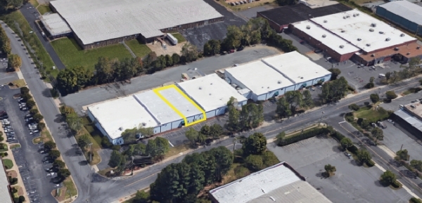 Listing Image #1 - Industrial for lease at 1022 Pressley Road, Suite B2, Charlotte NC 28217