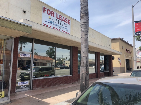 Listing Image #1 - Retail for lease at 17045 Bellflower blvd, Bellflower CA 90706