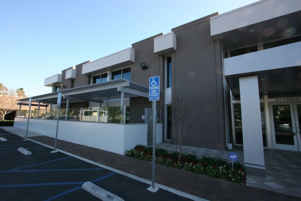 Listing Image #1 - Health Care for lease at 111 Fashion Lane, Tustin CA 92780