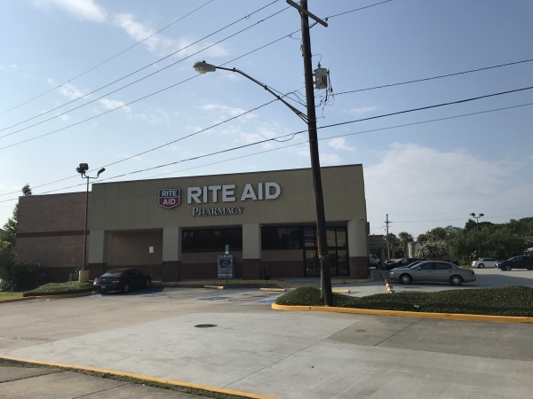 Listing Image #1 - Retail for lease at 4936 Veterans Blvd., Metairie LA 70006