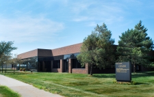 Multi-Use property for lease in Urbandale, IA