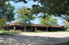 Multi-Use property for lease in Urbandale, IA
