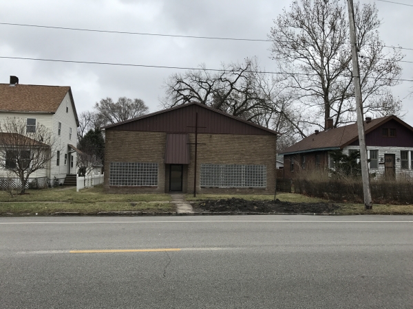Listing Image #1 - Retail for lease at 1016 13th Street, East Moline IL 61244 Listing Image #1 - Retail for lease at 1016 13th Street, East Moline IL 61244