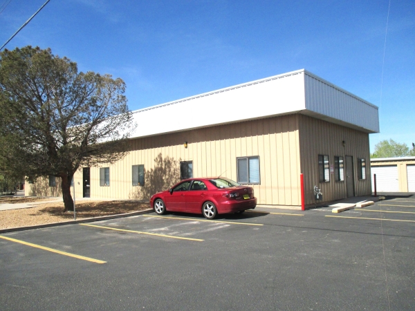 Listing Image #1 - Office for lease at 213 Camino Del Pueblo S, Bernalillo NM 87004