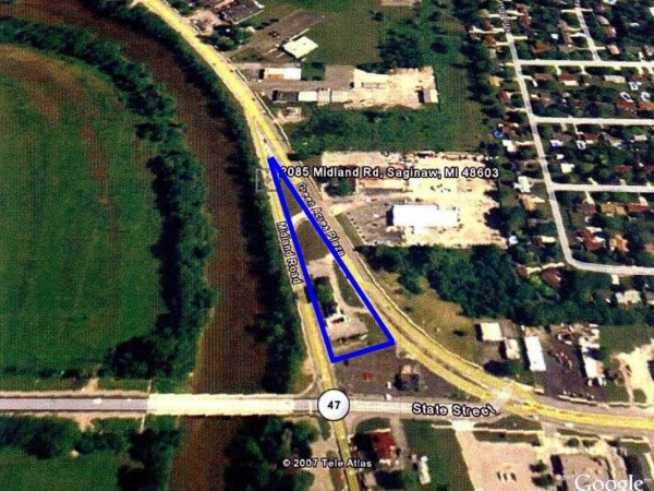 Listing Image #2 - Office for lease at 2085 Midland Road, Saginaw MI 48603 Listing Image #2 - Office for lease at 2085 Midland Road, Saginaw MI 48603