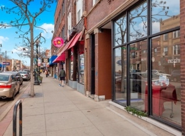 Listing Image #1 - Retail for lease at 5307 N. Clark St, Chicago IL 60640