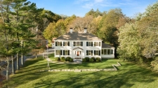 Business property for lease in Duxbury, MA