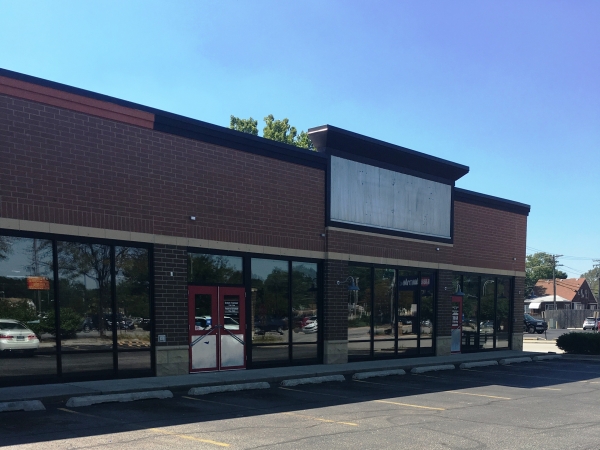Listing Image #1 - Retail for lease at 2855 95th St., Evergreen Park IL 60805