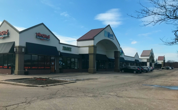 Listing Image #1 - Retail for lease at 1300 S. Main St Unit B, Lombard IL 60148