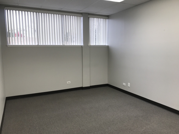 Listing Image #1 - Industrial for lease at 1263 S Highland Ave Ste 1D, Lombard IL 60148