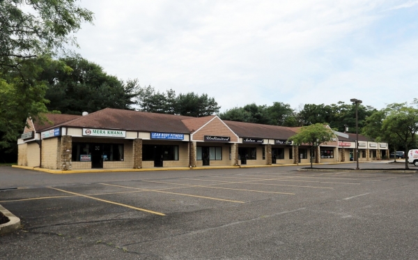 Listing Image #1 - Retail for lease at 17 Clementon Rd Unit 1, Berlin NJ 08009