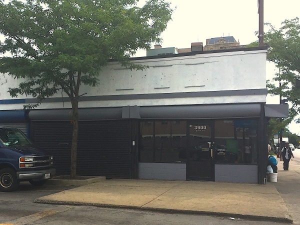 Listing Image #1 - Retail for lease at 3900 W Madison, Chicago IL 60624