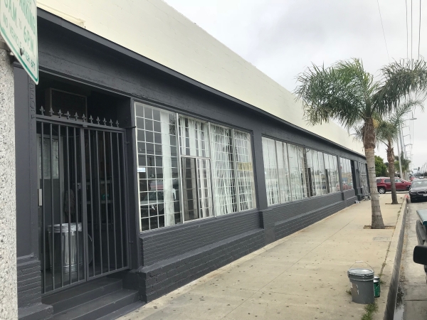 Listing Image #1 - Retail for lease at 13302 inglewood ave, Hawthorne CA 90250