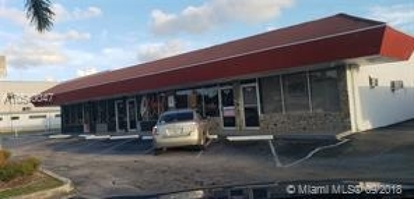 Listing Image #1 - Business for lease at 6284 Miramar Parkway, Miramar FL 33023