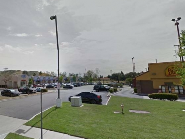 Listing Image #1 - Retail for lease at 1689 Kendall Drive, San Bernardino CA 92407