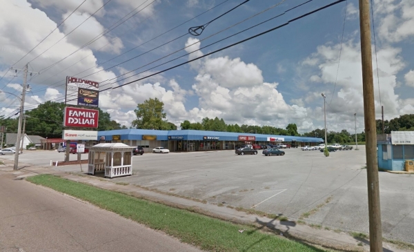 Listing Image #1 - Retail for lease at 903 Hollywood Dr, Jackson TN 38301