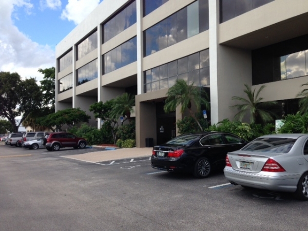 Listing Image #1 - Office for lease at 2001 W. Sample Rd., Pompano Beach FL 33064