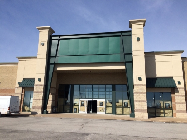 Listing Image #1 - Retail for lease at 5250 Elmore Ave., Davenport IA 52807