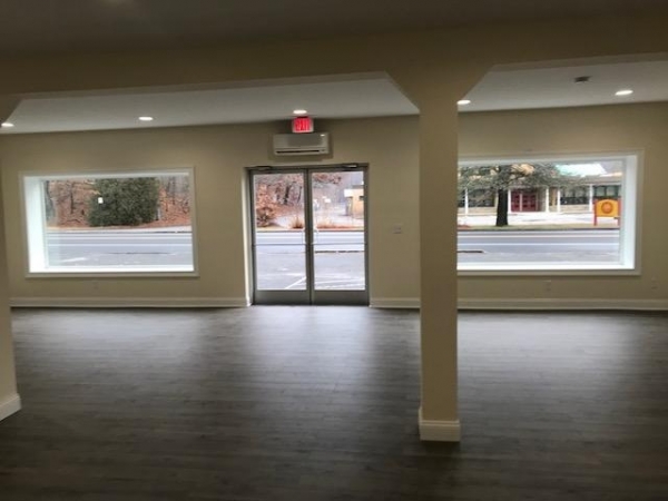 Listing Image #1 - Retail for lease at 415 River Rd, Shelton CT 06484